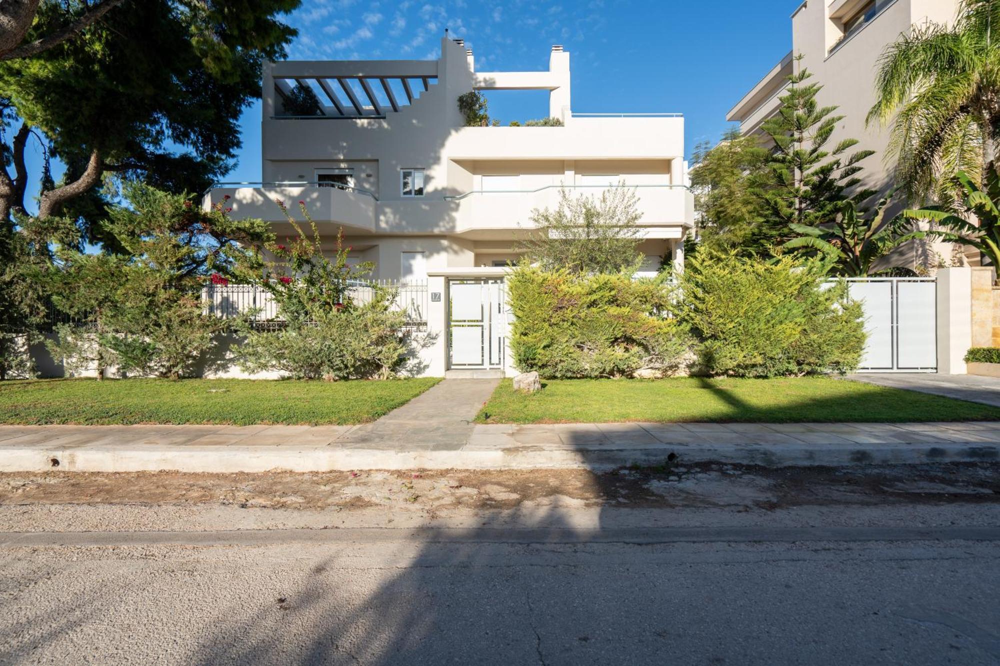 Bright, Cosy Studio Close To Glyfada Beach & Center Atenas Exterior foto